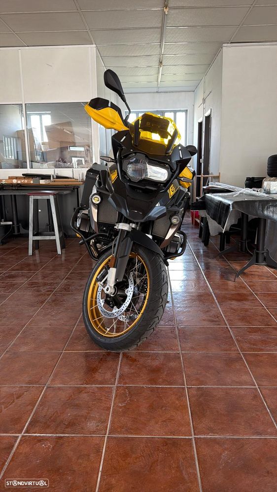 BMW R 1250 GS 40 ANOS - 18
