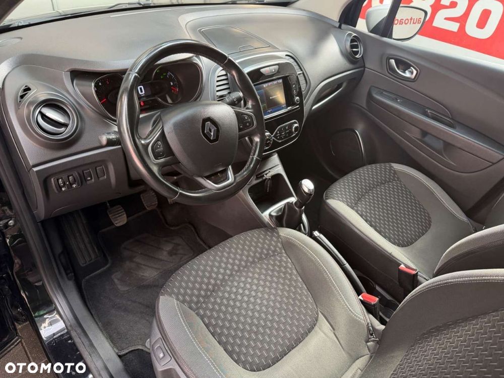 Renault Captur - 23