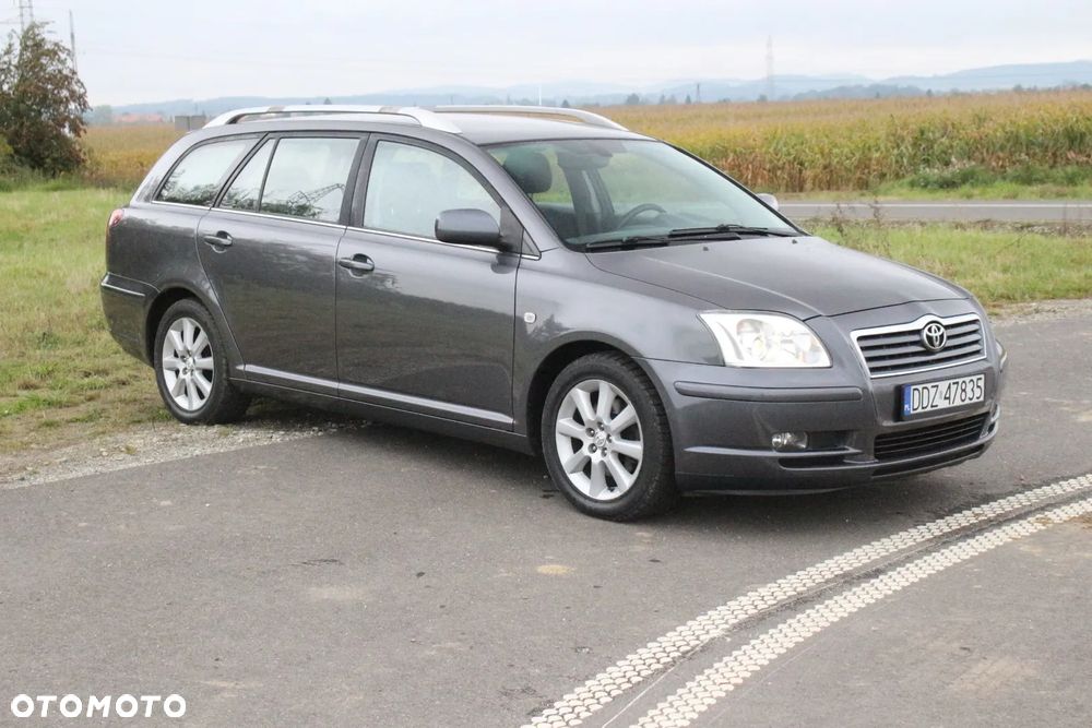 Toyota Avensis 2.0 D-4D Combi - 8