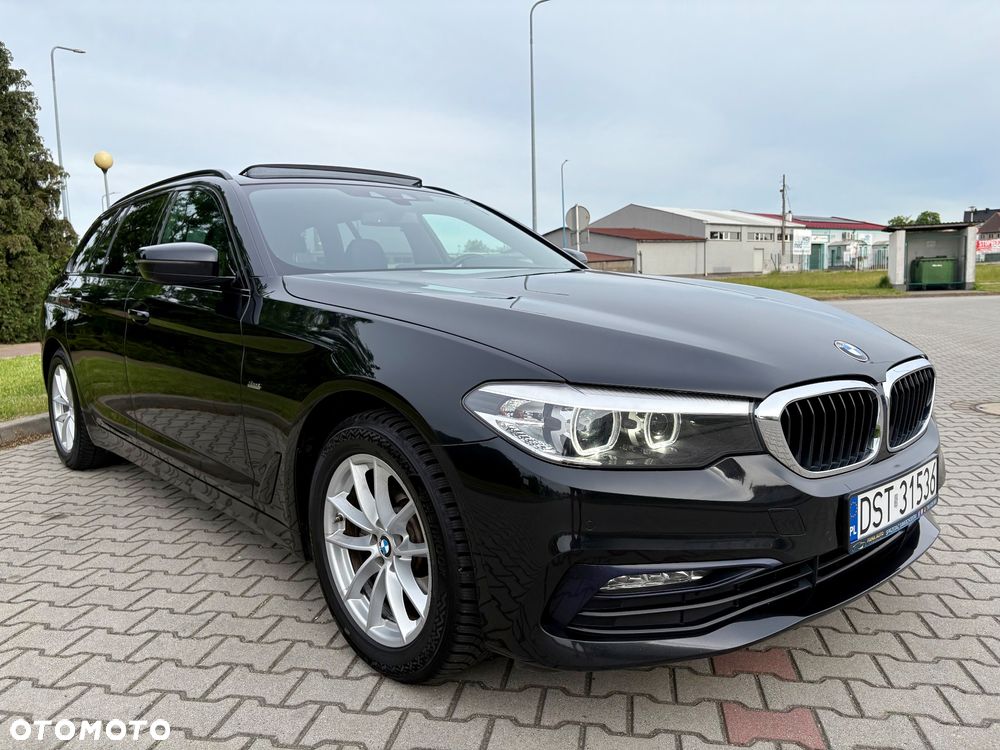 BMW Seria 5 520d xDrive Luxury Line sport - 23