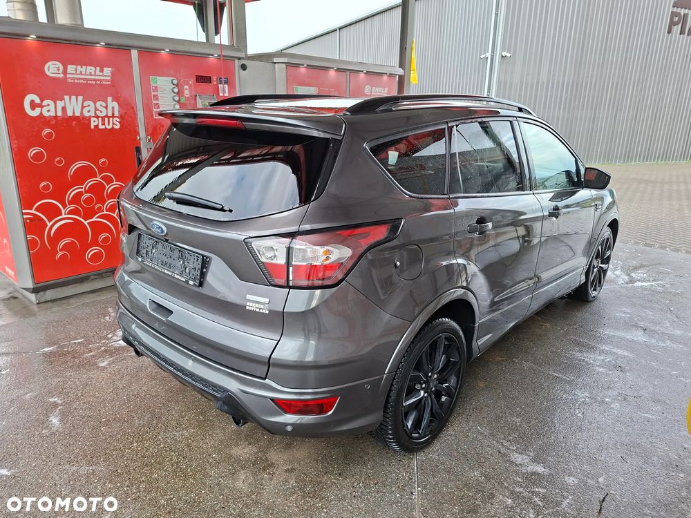 Ford Kuga - 17