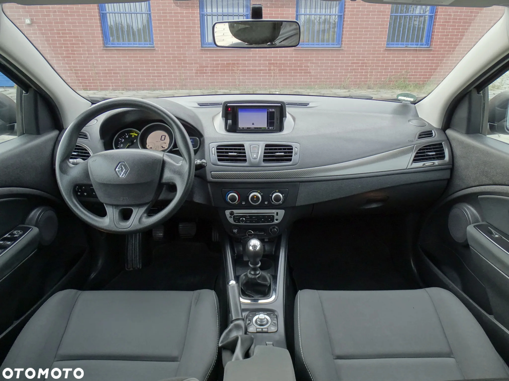 Renault Megane 1.5 dCi Dynamique - 8