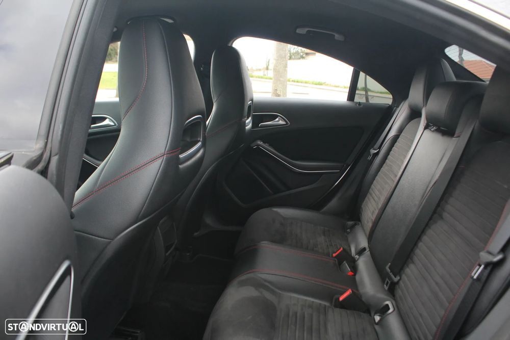 Mercedes-Benz CLA 220 CDI AMG Line Aut. - 33