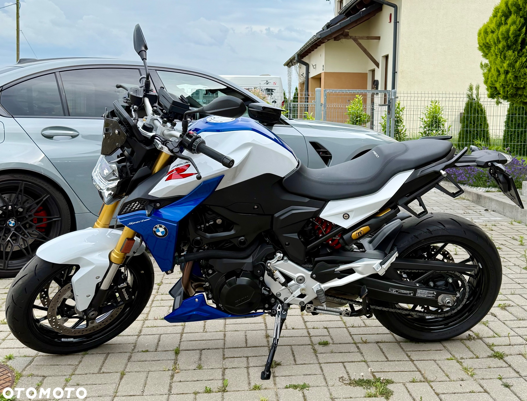 BMW F - 4