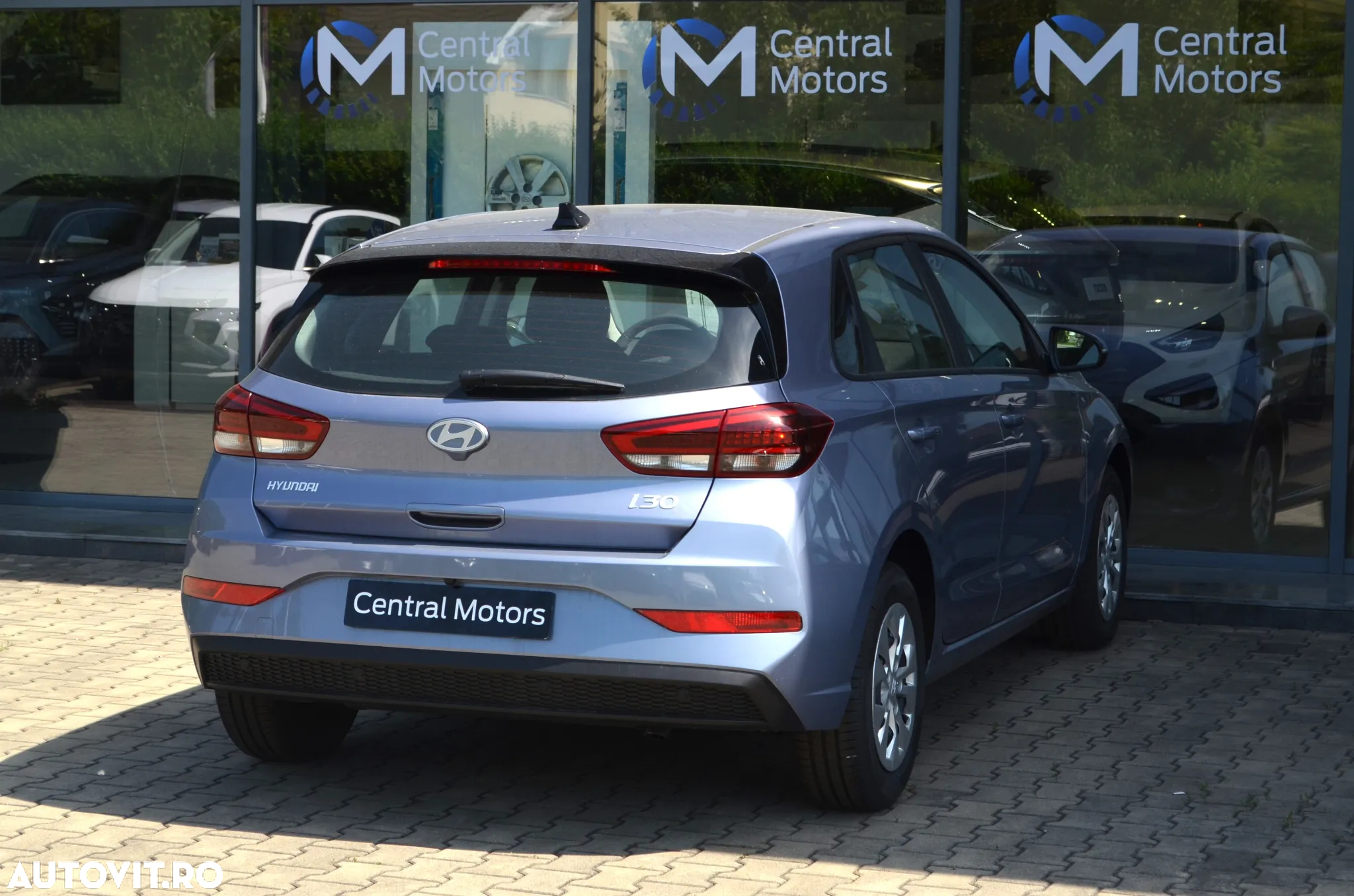 Hyundai i30 1.5 96CP M/T Comfort - 10