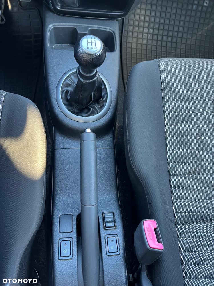 Suzuki SX4 1.6 Premium - 24