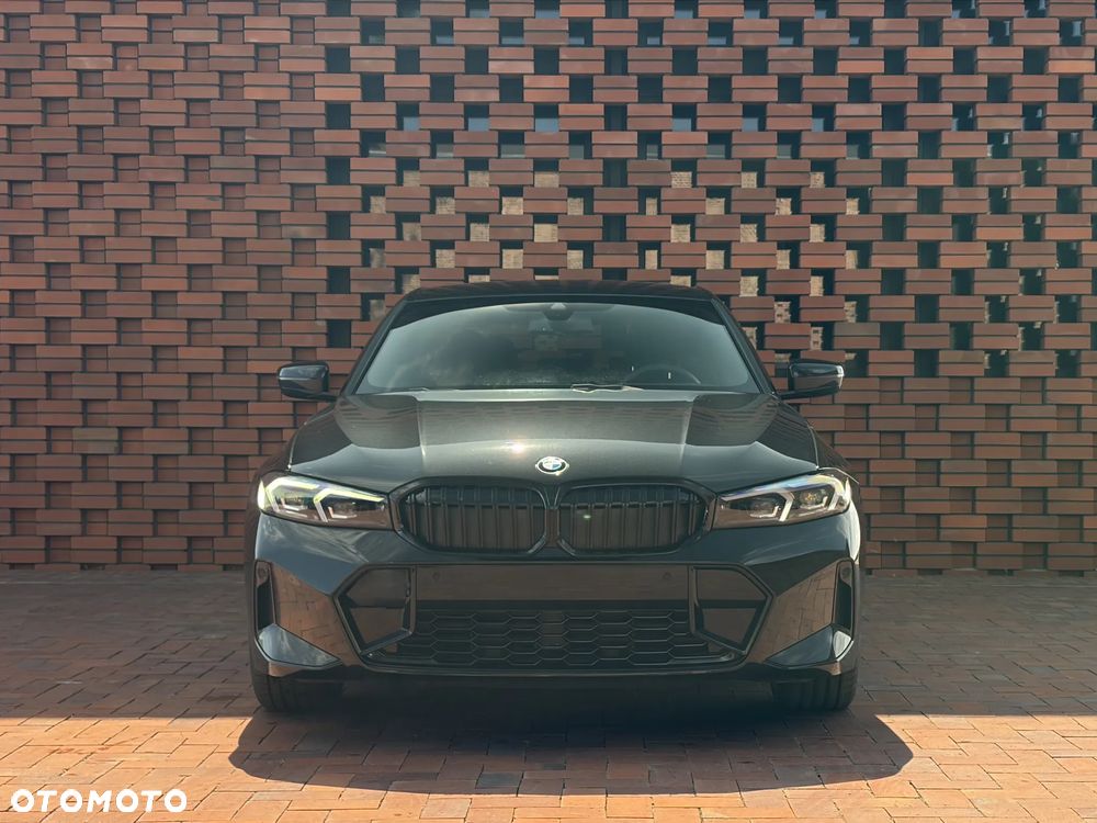 BMW Seria 3 320d xDrive mHEV M Sport - 4