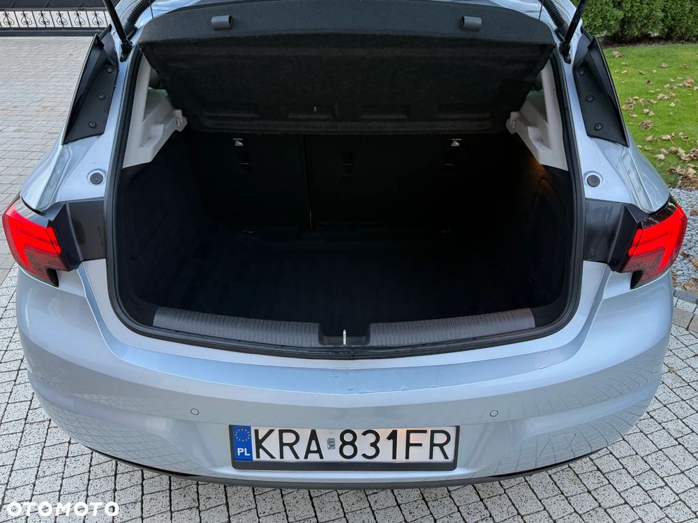 Opel Astra 1.4 Turbo Innovation - 18