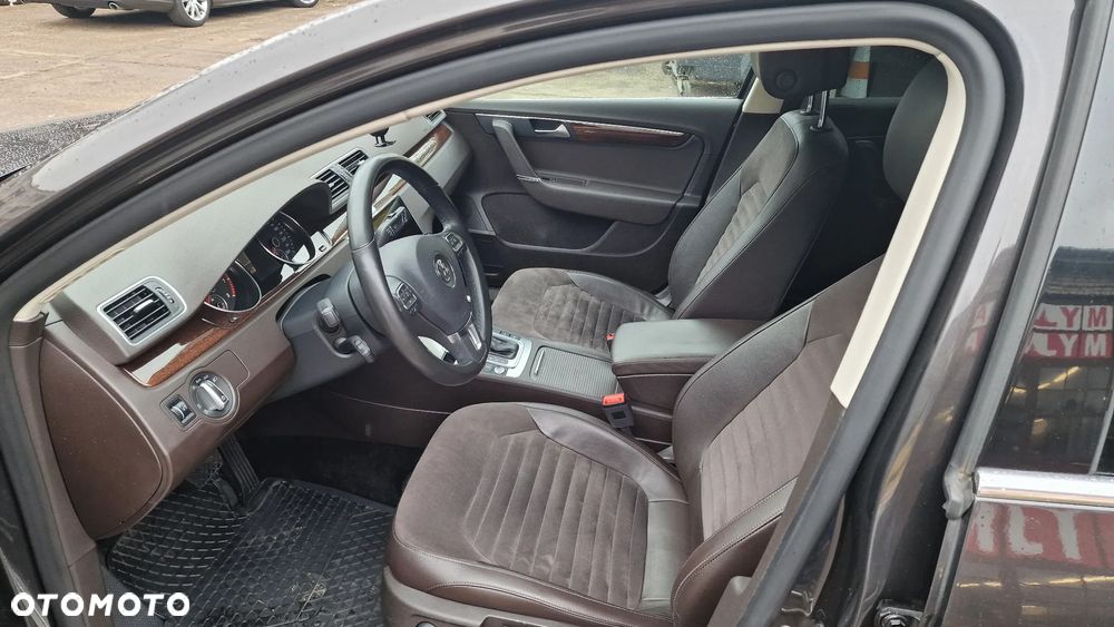 Volkswagen Passat 2.0 TSI Highline DSG - 7