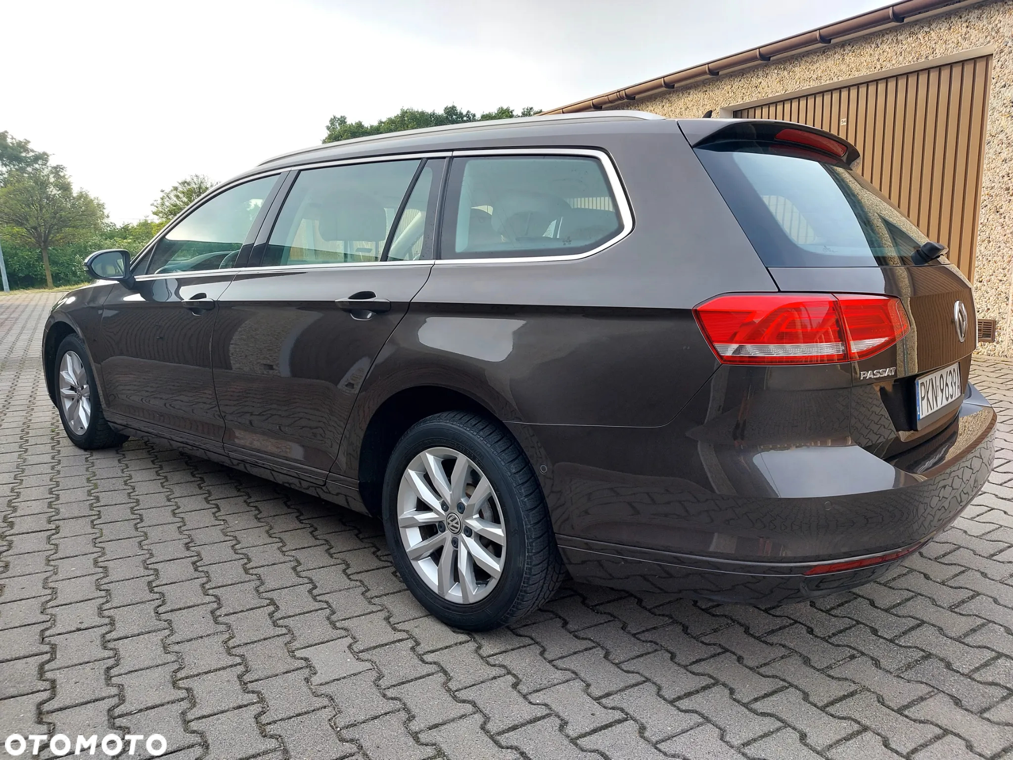 Volkswagen Passat 1.6 TDI BMT Comfortline - 14