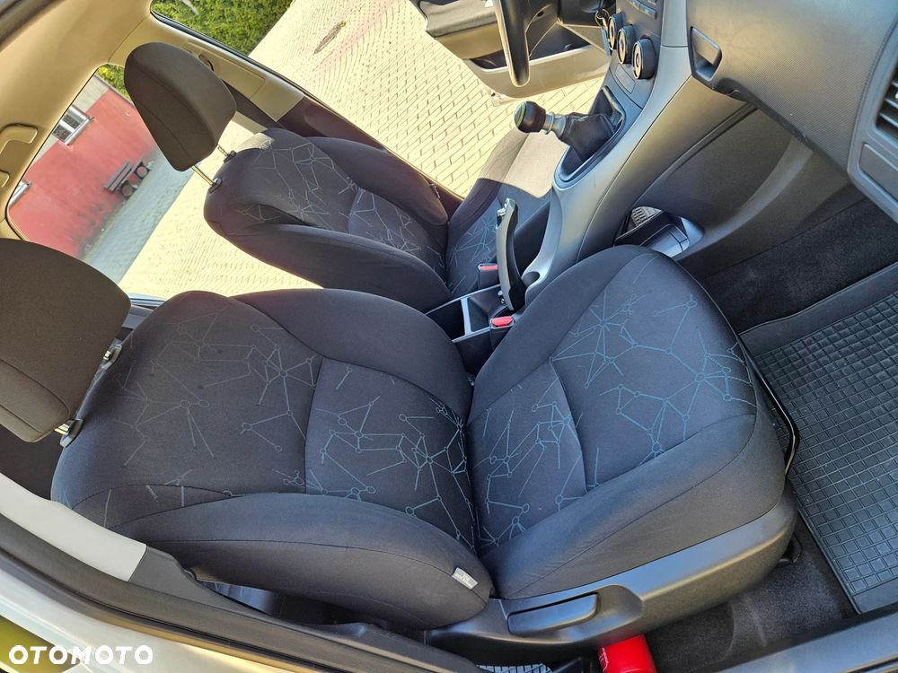 Toyota Auris 1.33 VVT-i Luna - 28