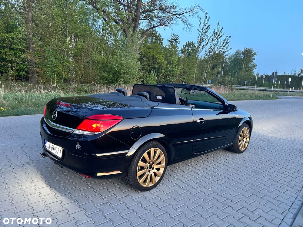 Opel Astra 1.8 Cosmo - 9