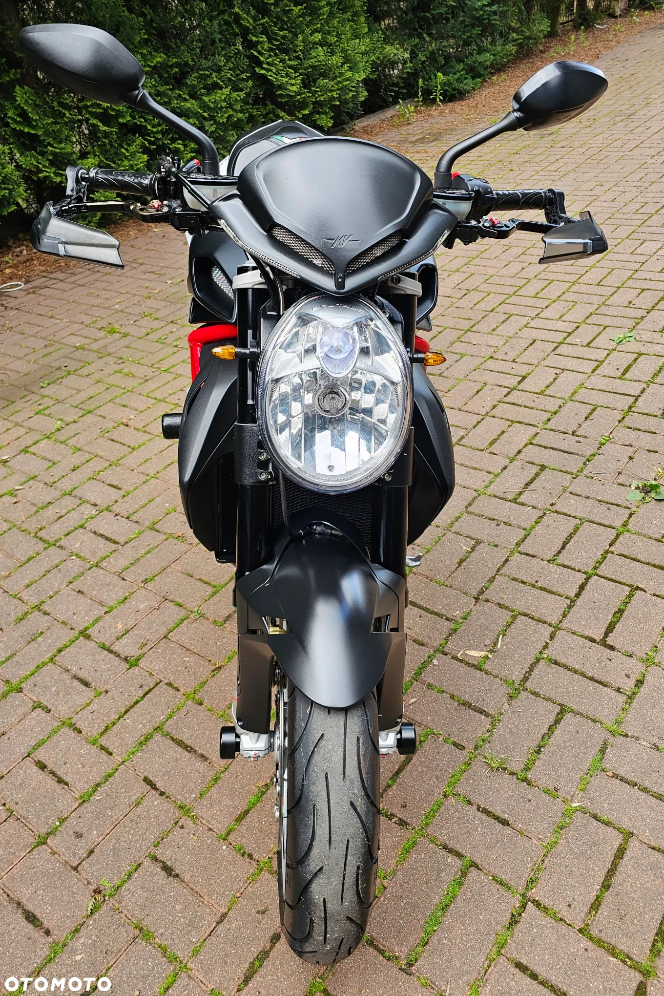 MV AGUSTA Brutale - 30