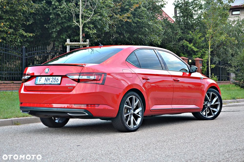 Skoda Superb 2.0 TDI 4x4 DSG Sportline - 15