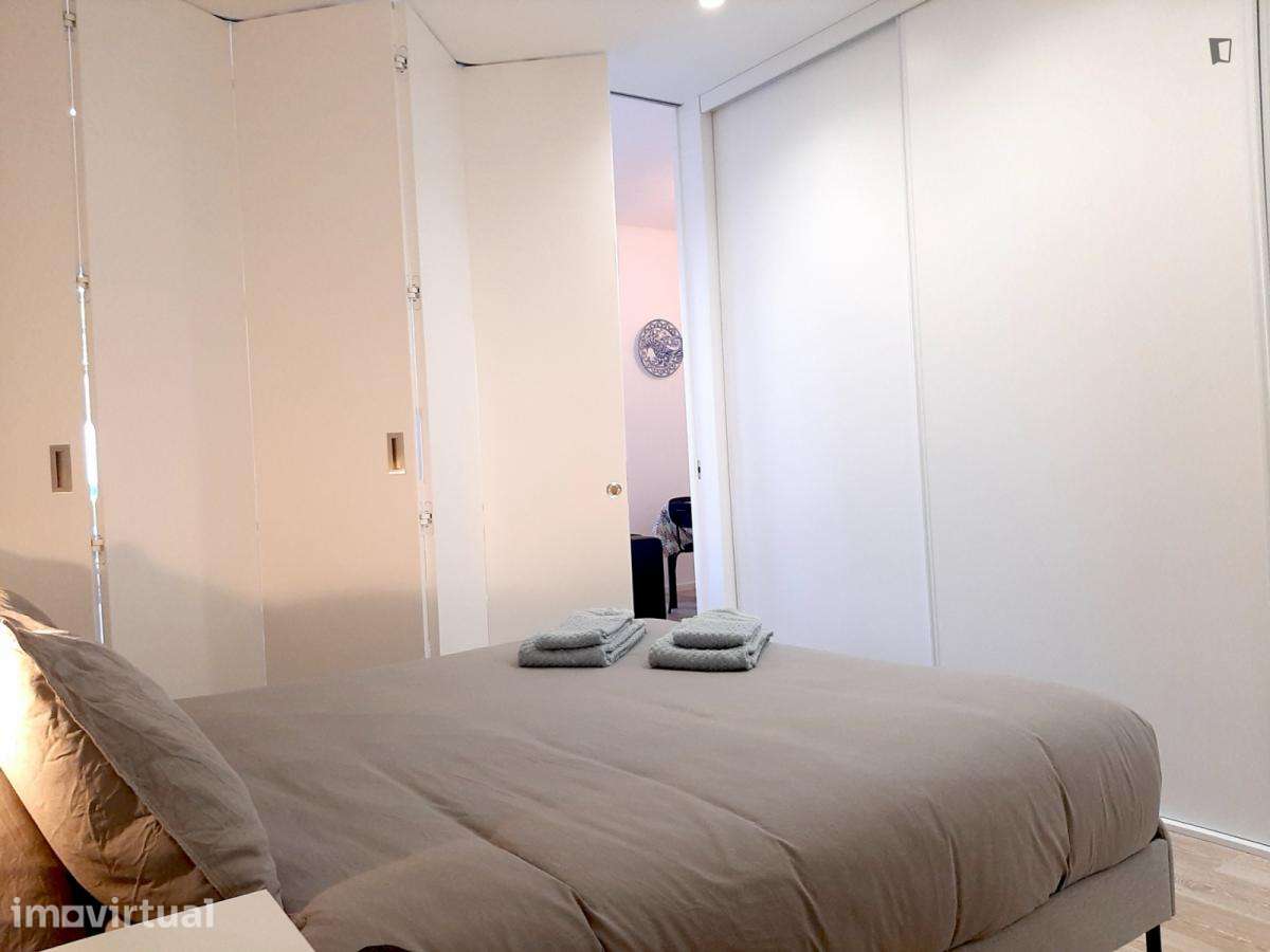 Apartamento com 2 quartos - localizado em Cedofeita Porto - Grande imagem: 4/29