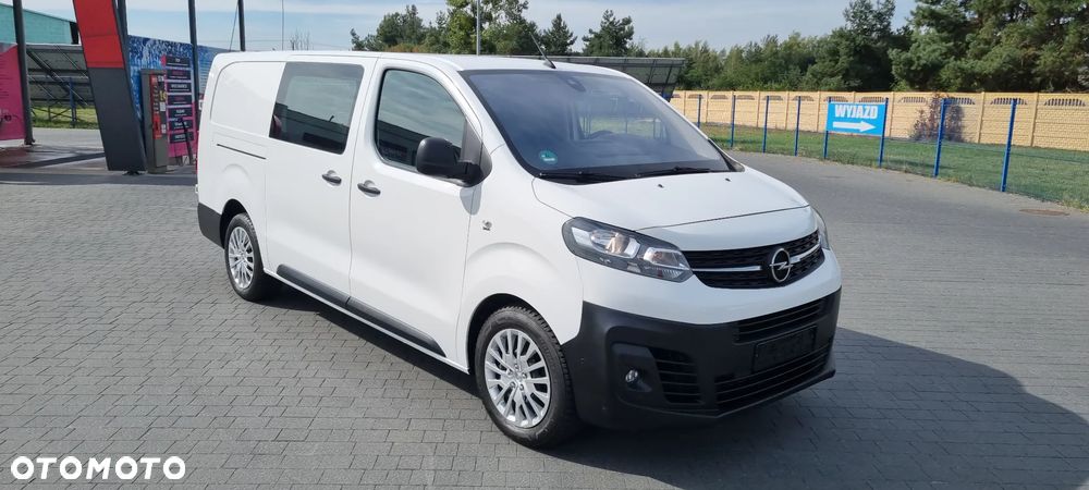Opel Vivaro - 8