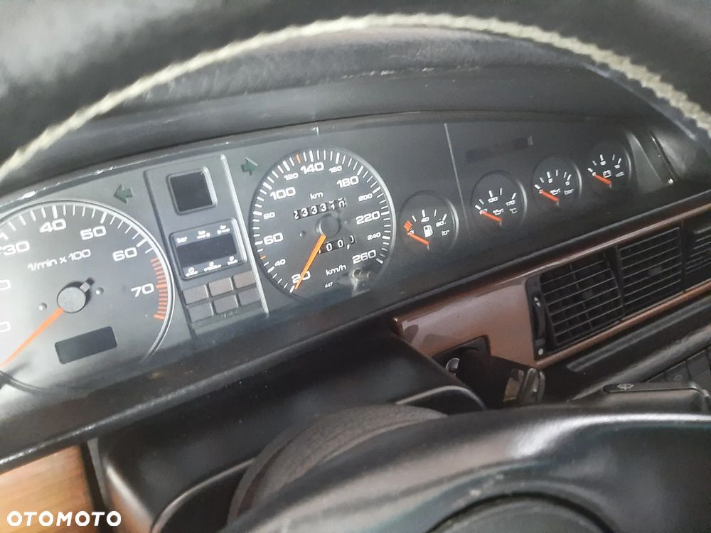 Audi 200 2.2 Turbo - 5