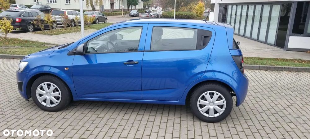Chevrolet Aveo 1.2 LS - 11