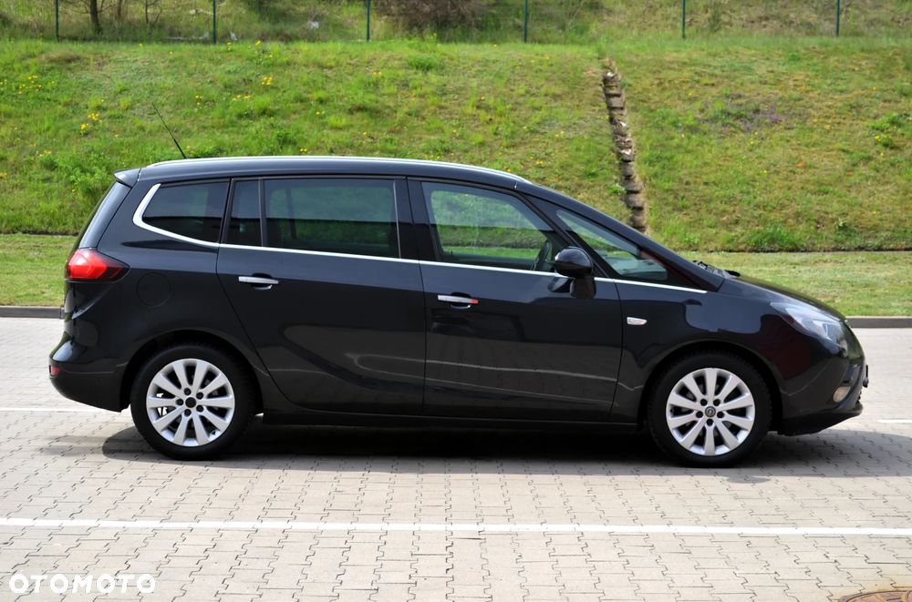 Opel Zafira 1.4 T Cosmo EcoFLEX S&S - 28