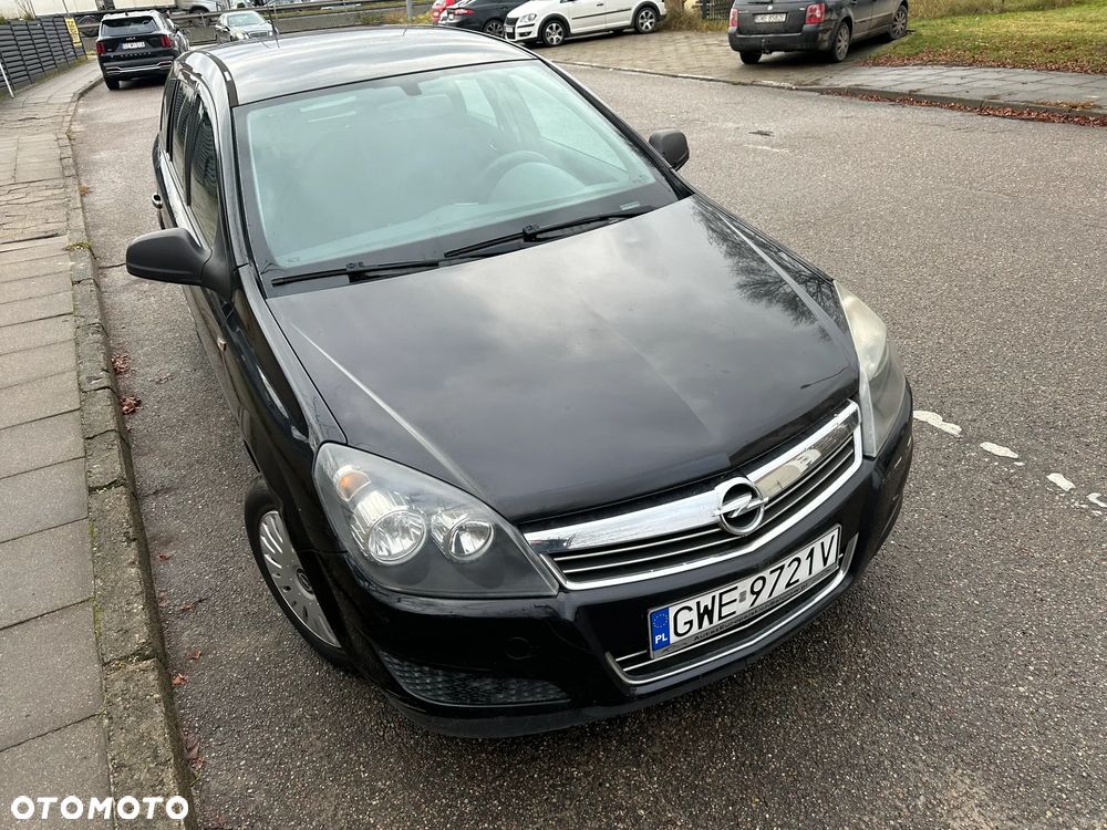 Opel Astra 1.7 CDTI DPF Design Edition - 2