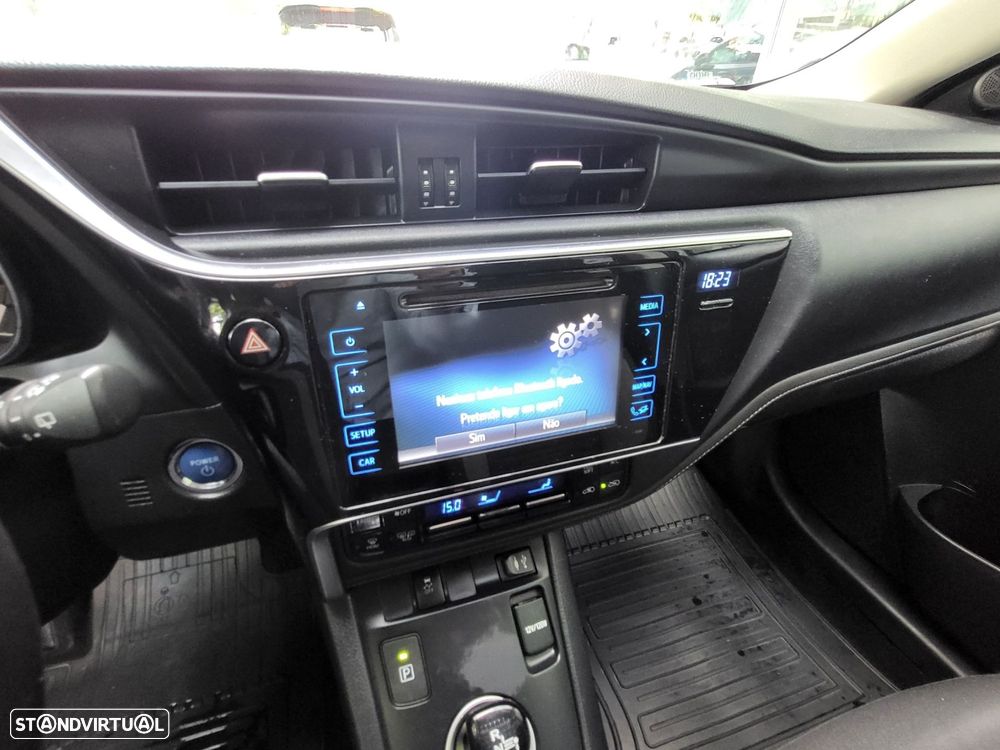 Toyota Auris - 8