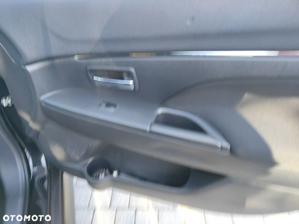 Mitsubishi ASX 1.8 DID Invite 4WD AS&G - 22