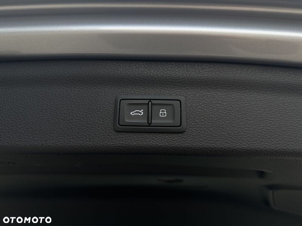 Audi Q3 2.0 TDI S tronic - 25