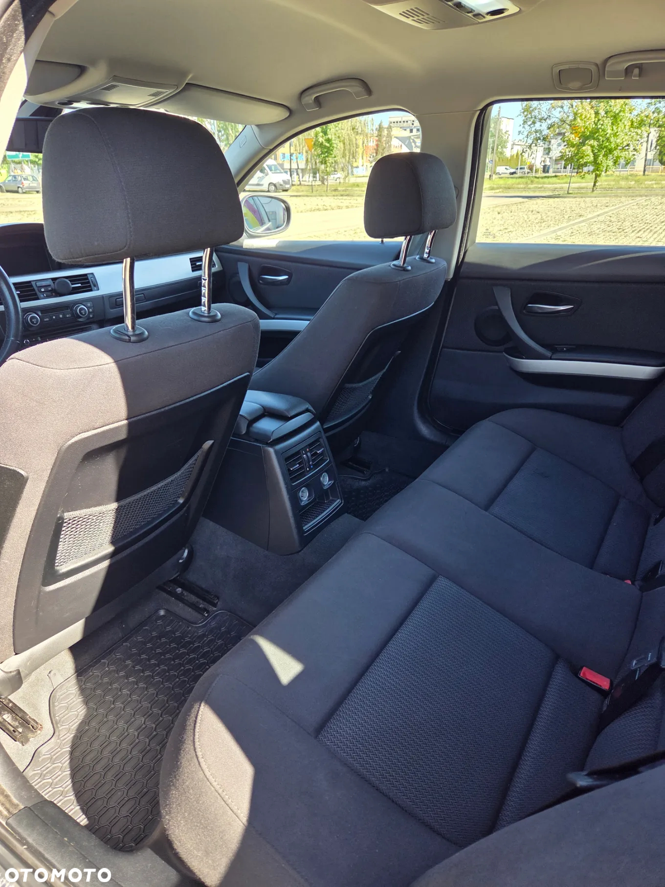 BMW Seria 3 320d xDrive DPF Touring - 11