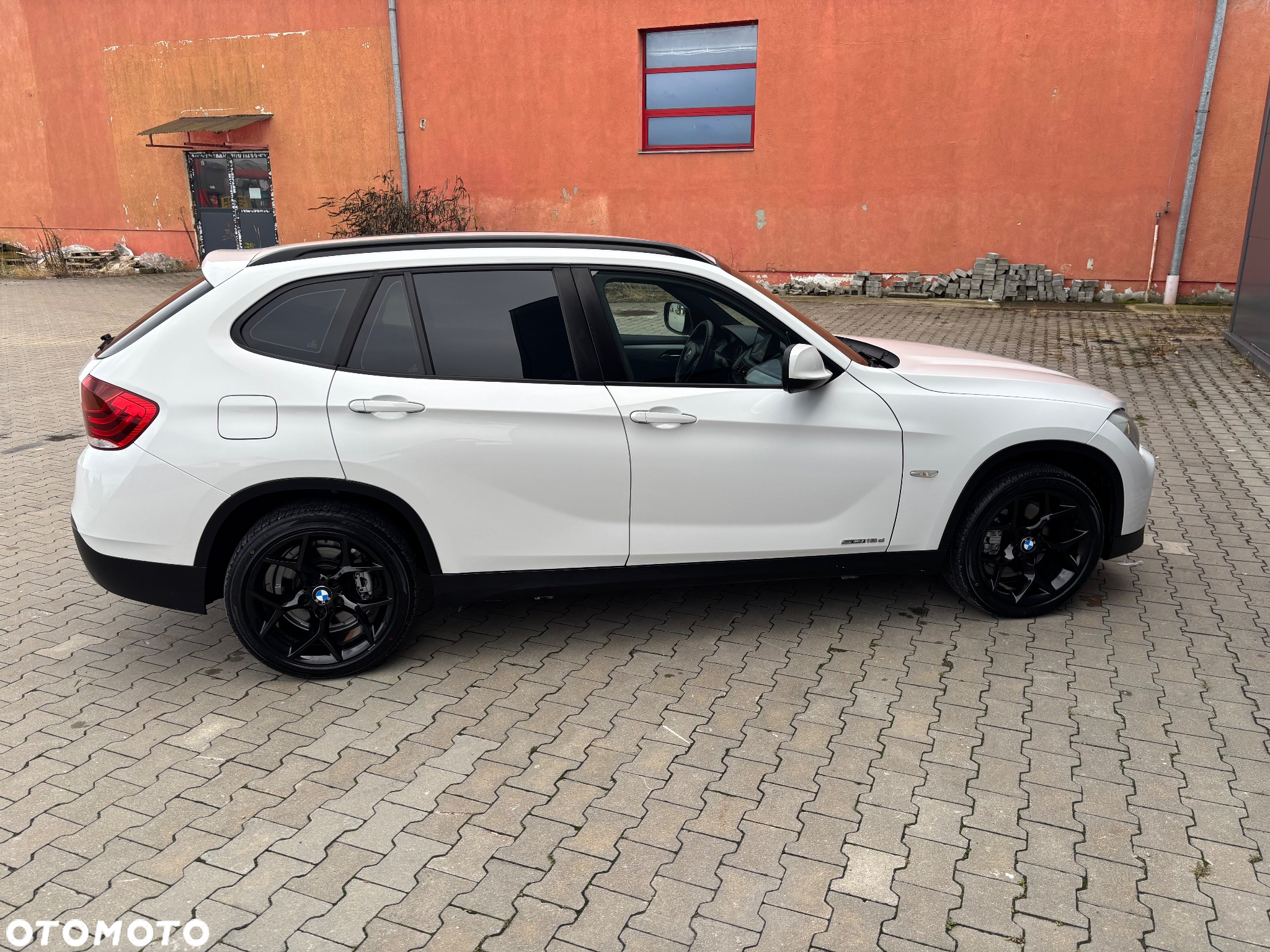 BMW X1 sDrive18d - 24