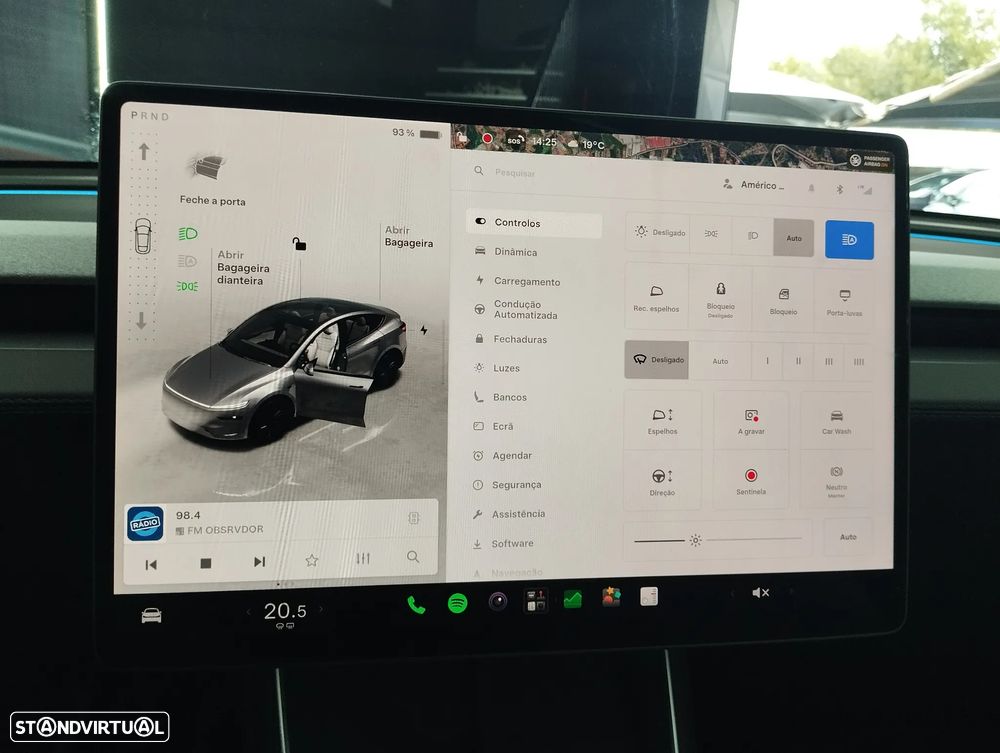 Tesla Model Y - 37