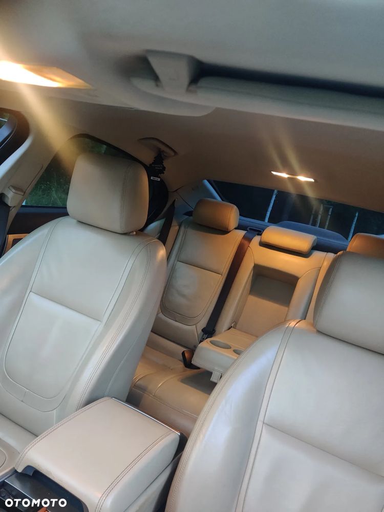 Jaguar XF 2.2 D Luxury - 5