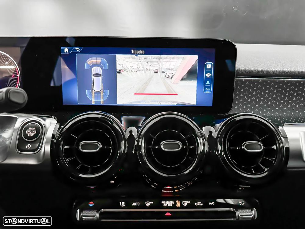 Mercedes-Benz GLB 180 d Progressive - 29