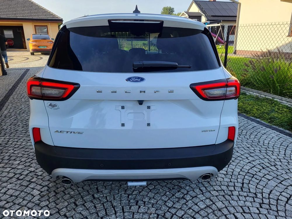 Ford Kuga - 8