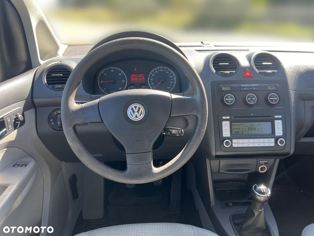 Volkswagen Caddy - 18
