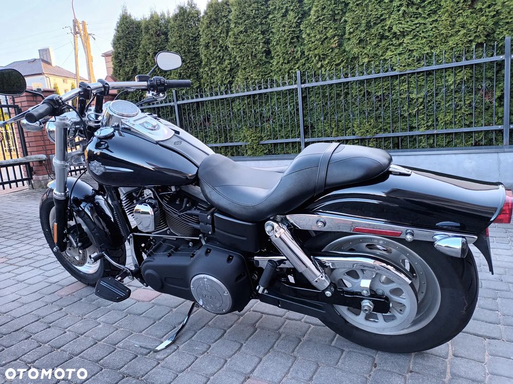 Harley-Davidson Dyna Fat Bob - 8
