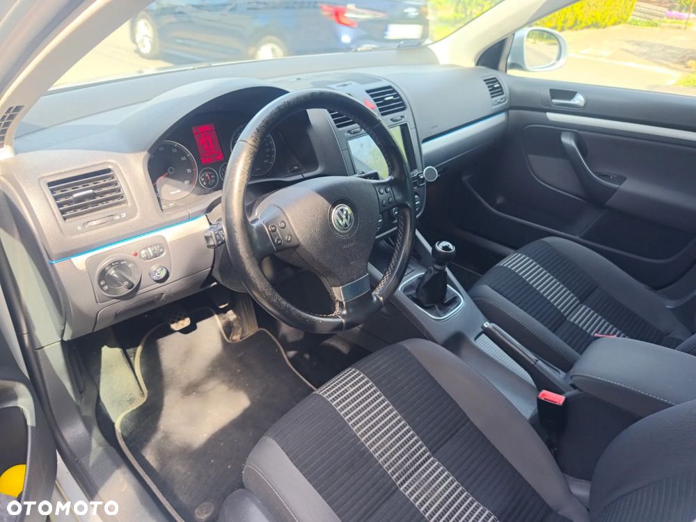 Volkswagen Jetta 1.6 United - 9
