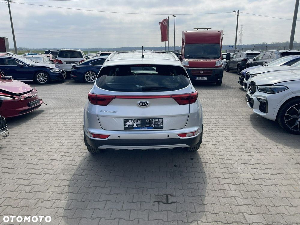 Kia Sportage 1.6 GDI 2WD Attract - 3