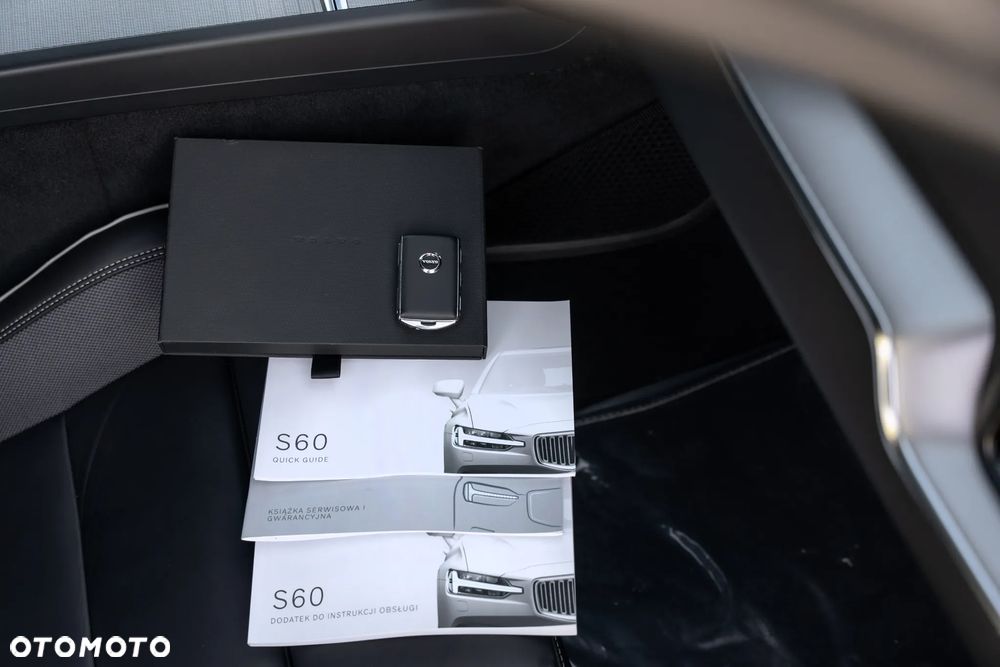 Volvo S60 B5 B AWD R-Design - 40