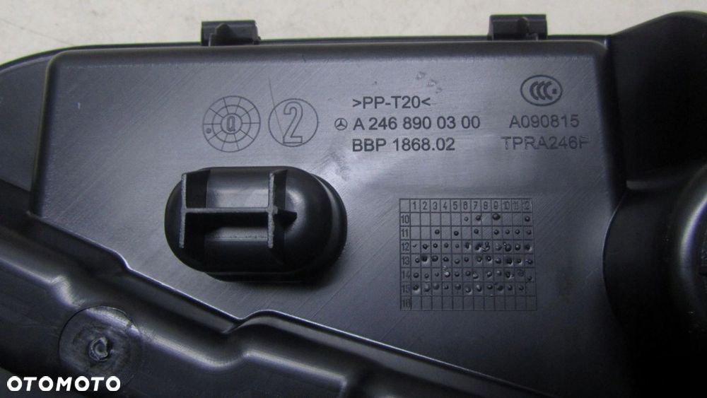 MERCEDES GLA W156 X156 KOMPRESOR ZESTAW NAPRAWCZY A2468900300 - 2