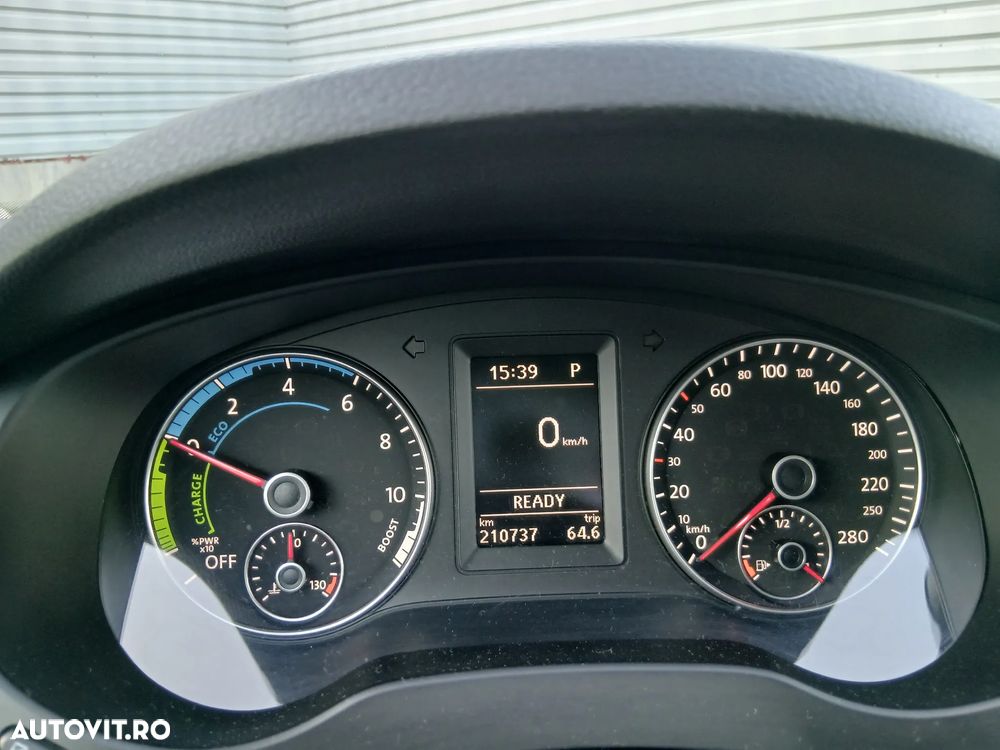 Volkswagen Jetta 1.4 Hybrid DSG - 11