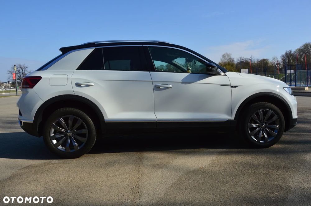 Volkswagen T-Roc 2020 photo 2