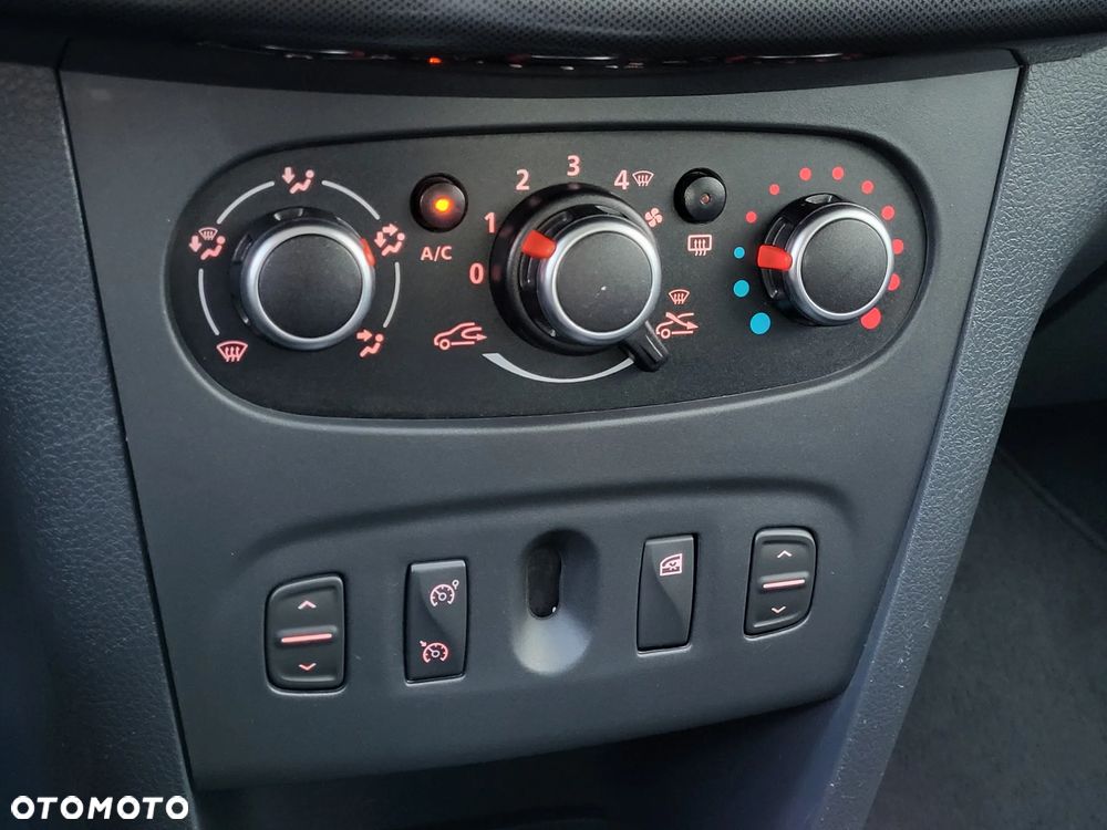Dacia Sandero Stepway - 13