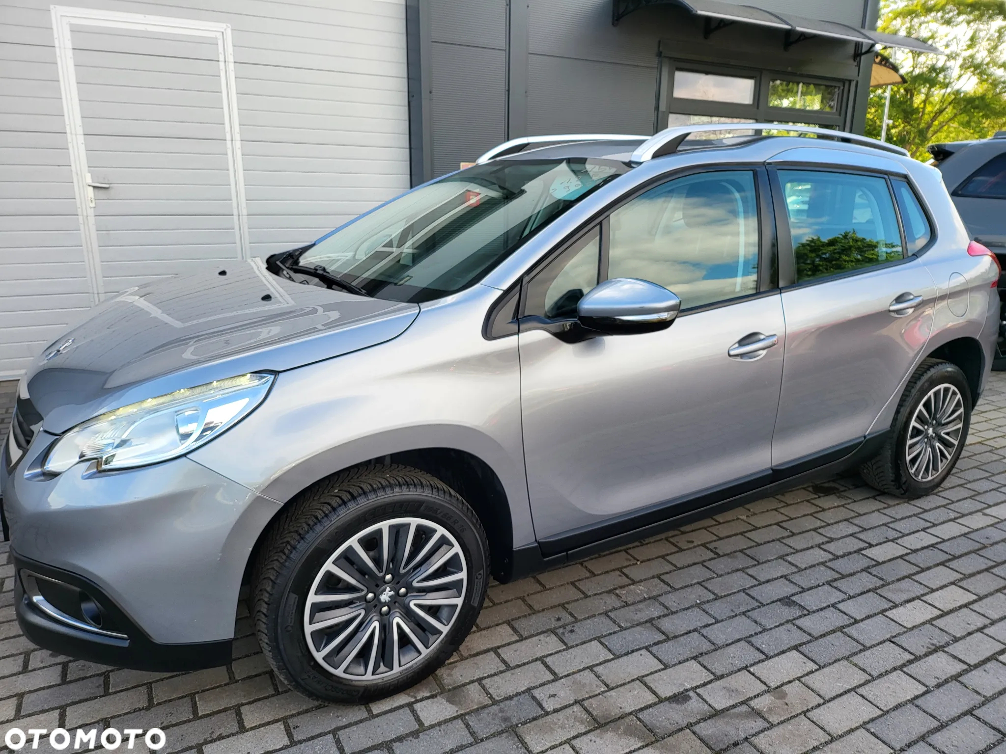 Peugeot 2008 PureTech 82 Style - 23