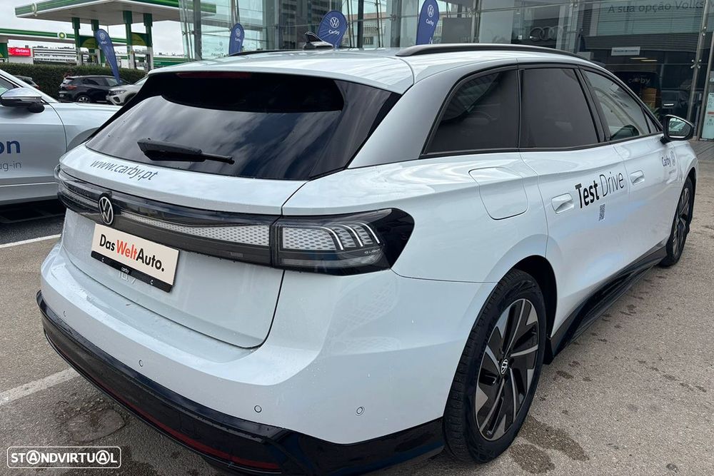 VW ID.7 Tourer 77 kWh Pro 1st - 4