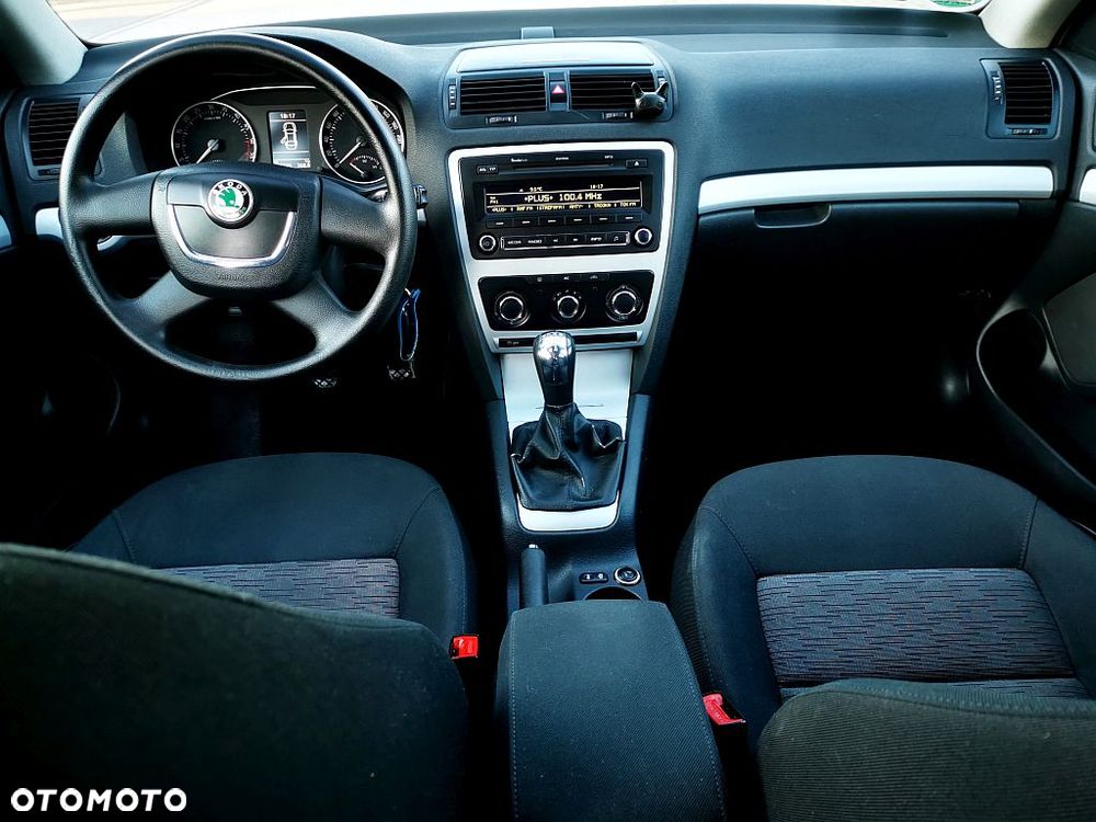 Skoda Octavia 1.6 TDI DPF FAMILY - 5