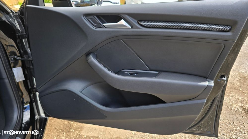 Audi A3 Sportback 2.0 TDI quattro S-line S tronic - 37