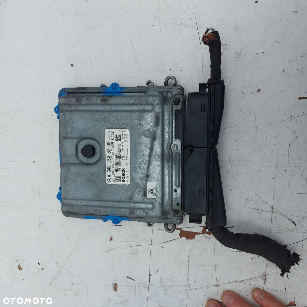 STEROWNIK SILNIKA MODUL MERCEDES SPRINTER W906 906 ORYGINAL DEMONTAZ M646 6461500700 BOSCH - 2