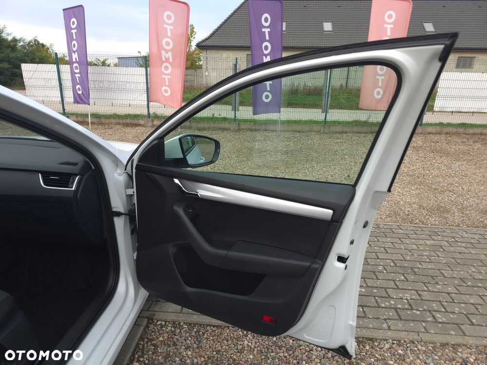 Skoda Octavia 1.4 TSI Ambition DSG - 14