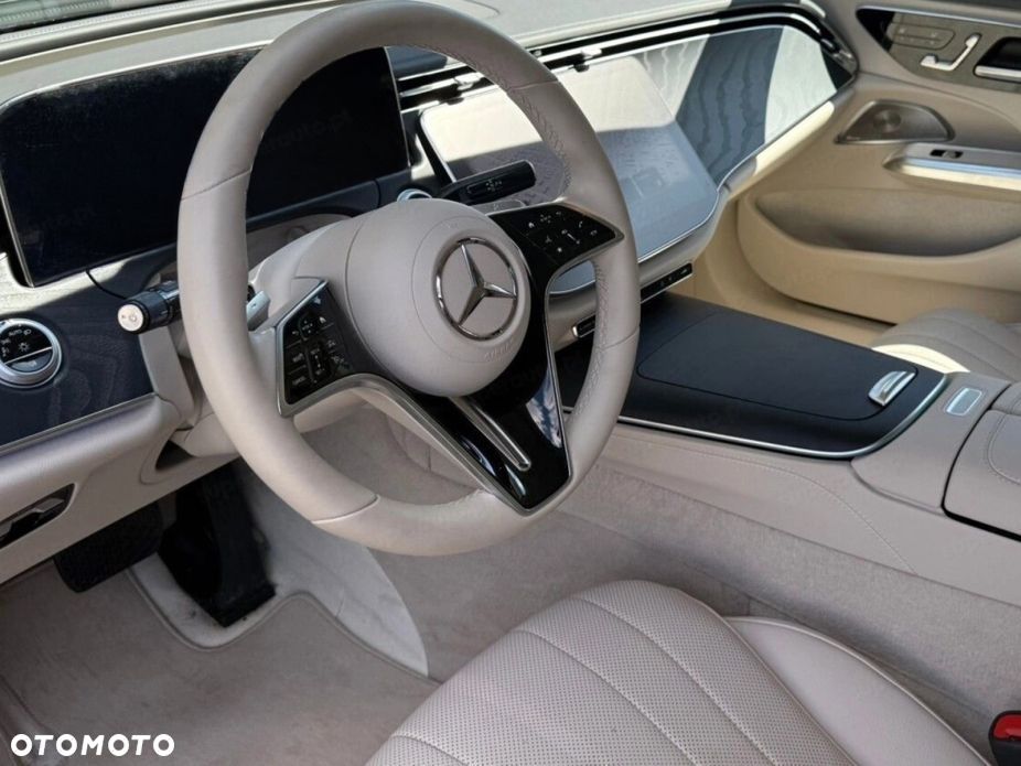 Mercedes-Benz Klasa E 220 d mHEV 4-Matic Exclusive 9G-Tronic - 9