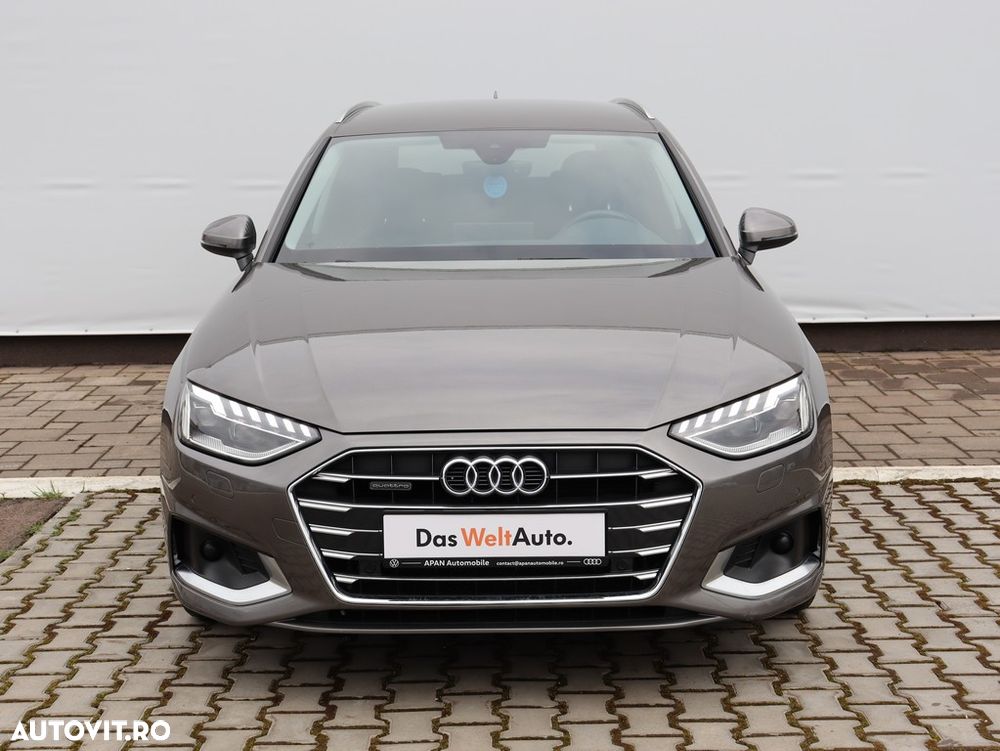 Audi A4 Avant 2.0 40 TDI quattro S tronic Advanced - 3